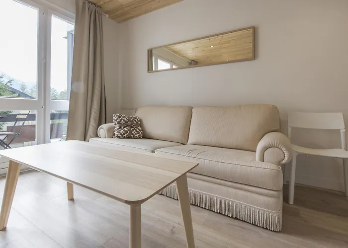 別荘 Les Periades - *